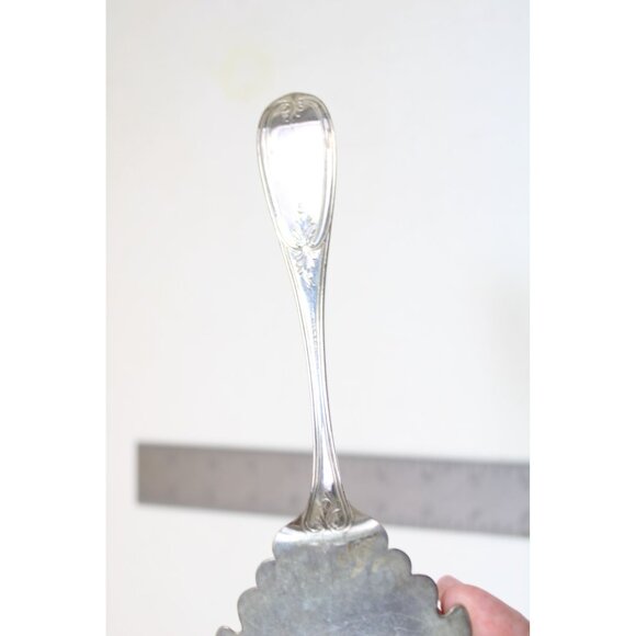 Wm Rogers Son Olive Cake Pie Server Dessert Knife Bright Cut Vintage 93377 - Picture 5 of 7